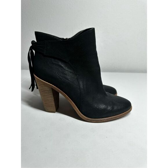 Vince Camuto Women’s Linford Black Suede Heel Boho Fringe Ankle Bootie Size 8.5M - Picture 1 of 14